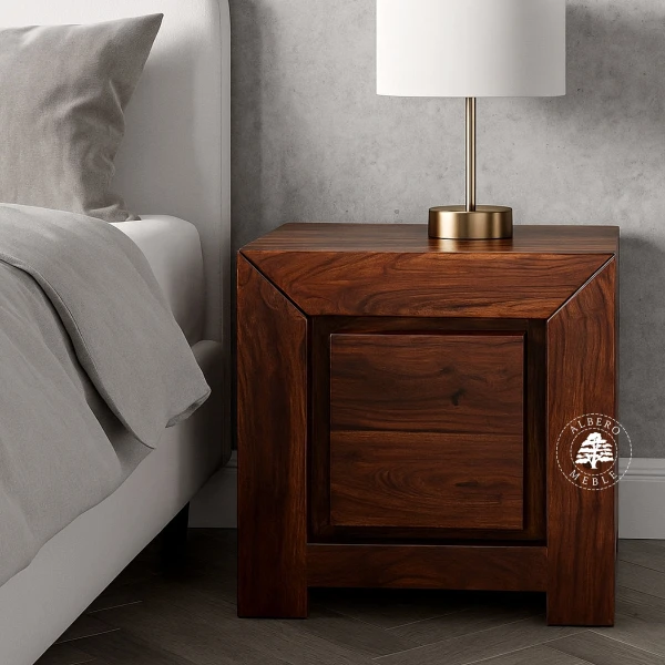 Szafka nocna Goa z drewnianymi drzwiami