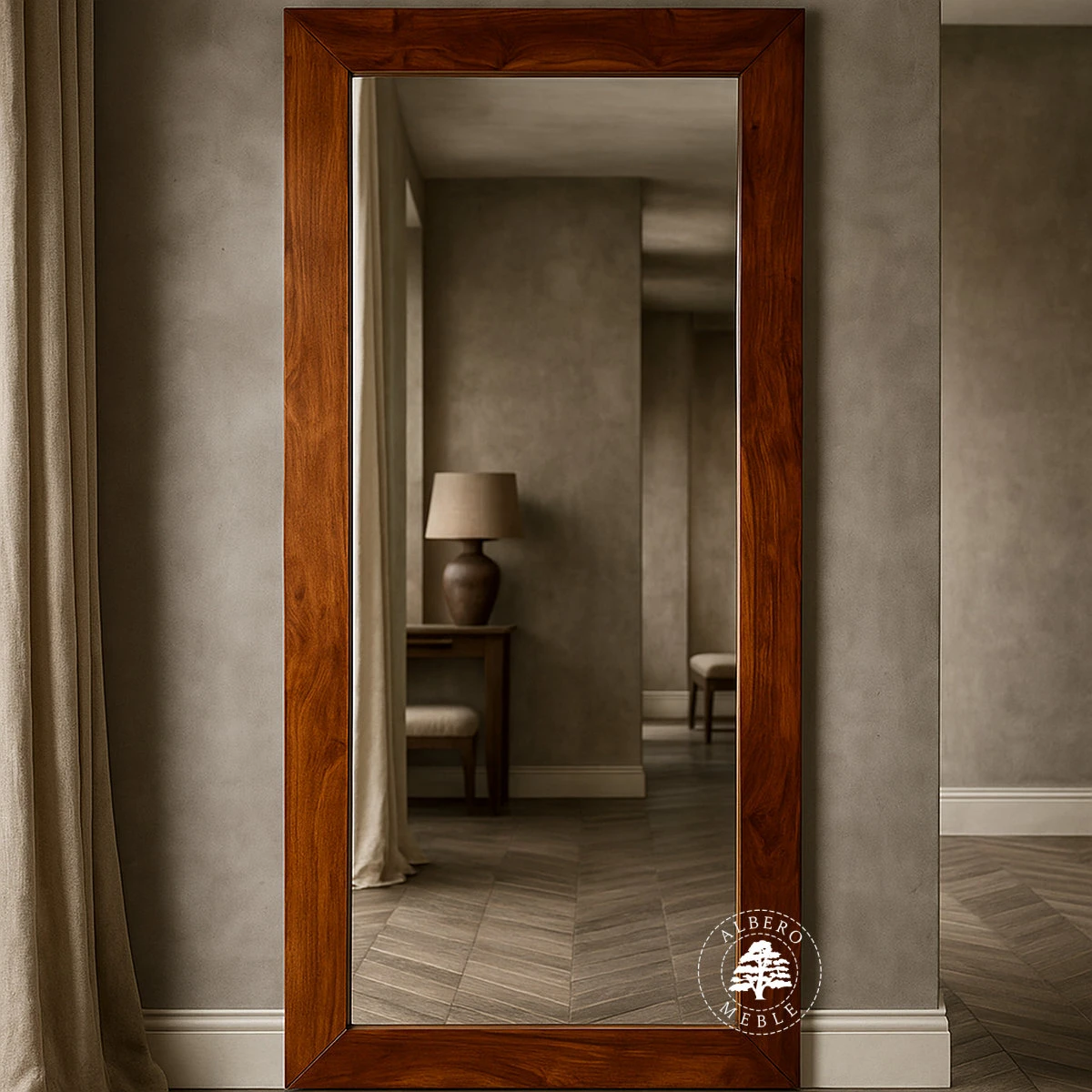 Lustro w prostej ramie z litego drewna palisandru