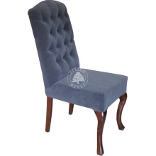 Krzesło tapicerowane z pikowanym oparciem Chesterfield