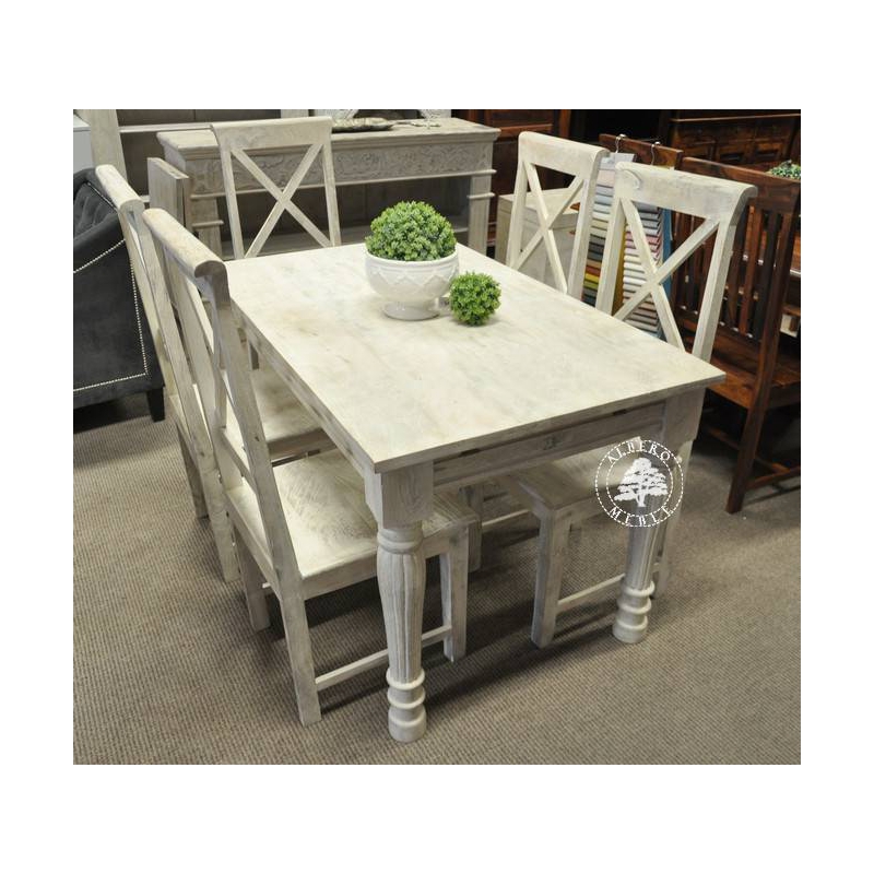 Klasyczny stół z drewna biały szczotkowany