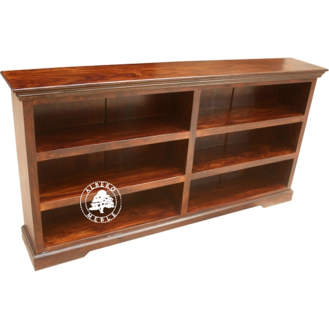 Niska biblioteczka drewniana