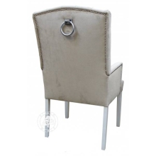 Krzesło tapicerowane pikowane z podłokietnikami Chesterfield